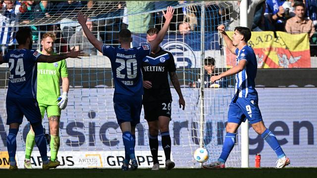 2. Liga: Schalkes Trendwende bleibt aus - Kiel auf Rang drei