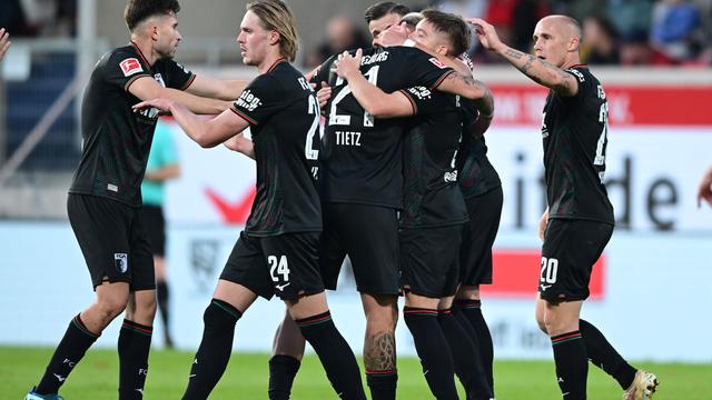 Bundesliga: Top unter Thorup: Augsburg siegt nach 0:2-Rückstand