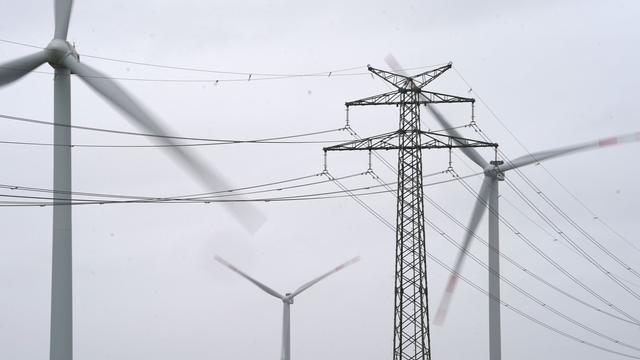 Energie: Windkraftanlagen: Streit um Wirtschaft und Naturschutz