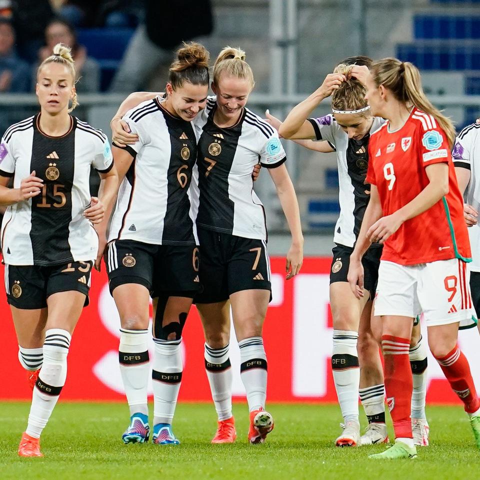 Fußball News: DFB-Frauen siegen in Portugal, Fußball News