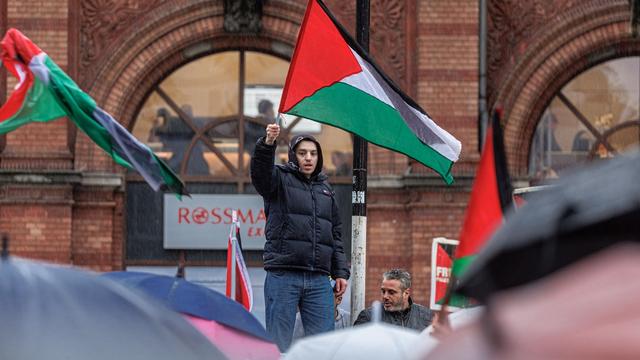 Protest: Pro-palästinensische Demonstrationen in Bremen und Hannover 