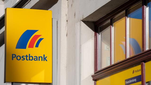 Finanzen: Fast die Hälfte der Postbank-Filialen soll schließen
