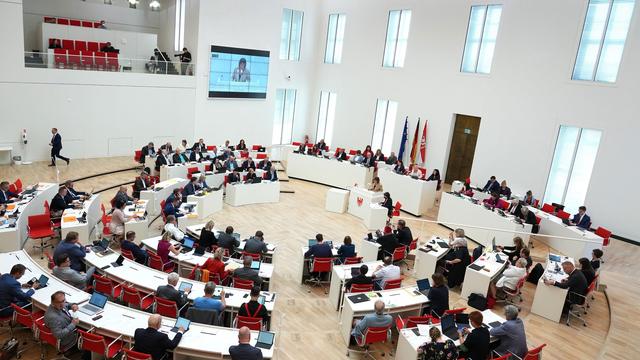 Parteien: Freie Wähler im Landtag verlieren den Fraktionsstatus