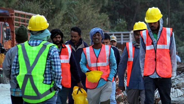 Indien: Tunneleinsturz: Bangen um eingeschlossene Arbeiter nimmt zu