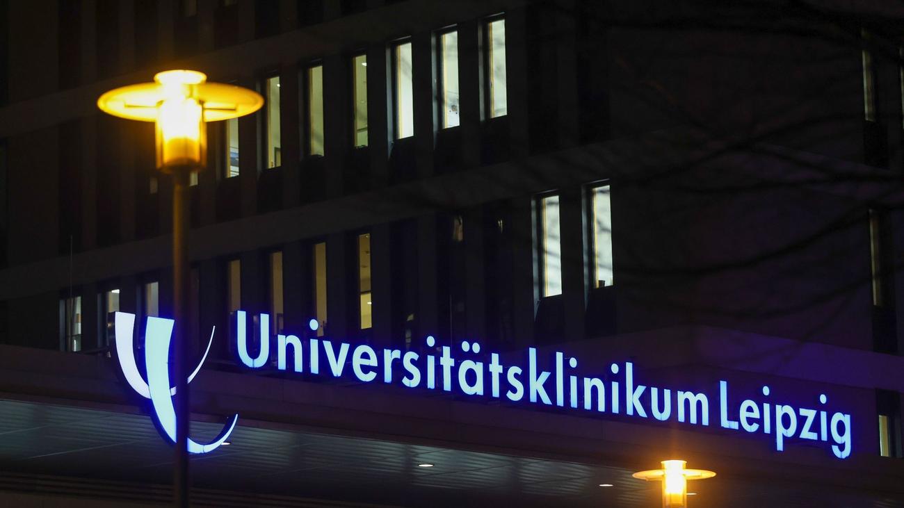 Leipzig Mehr Als 300 Beschäftigte Der Uniklinik Im Warnstreik Zeit Online 8942