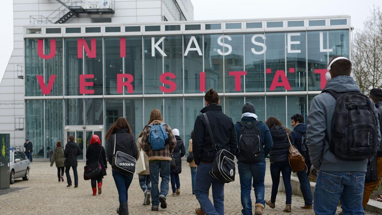 Sommersemester 2024 : Einigung Auf Semesterticket: Preis Bei Knapp 30 ...