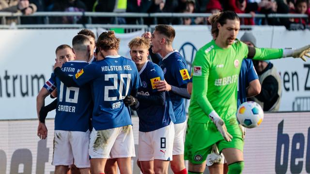 2. Liga: Kiel, Düsseldorf und Fürth mit Siegen im Aufstiegskampf