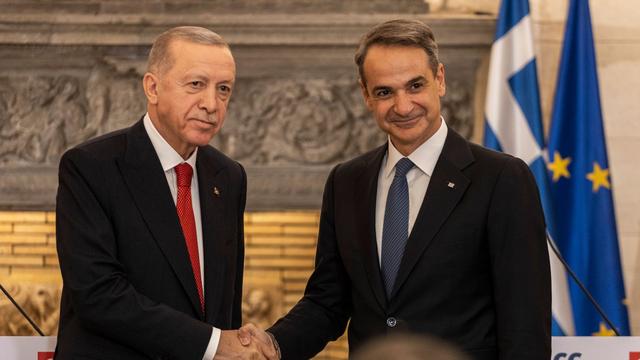 Treffen in Athen: Mitsotakis und Erdogan zeigen sich versöhnlich
