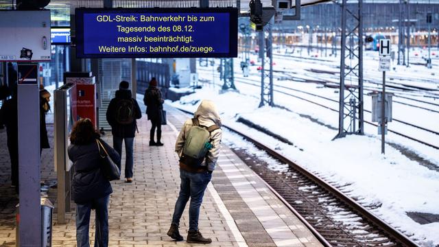 Gewerkschaft: GDL-Warnstreik bei der Bahn sorgt für viele Ausfälle