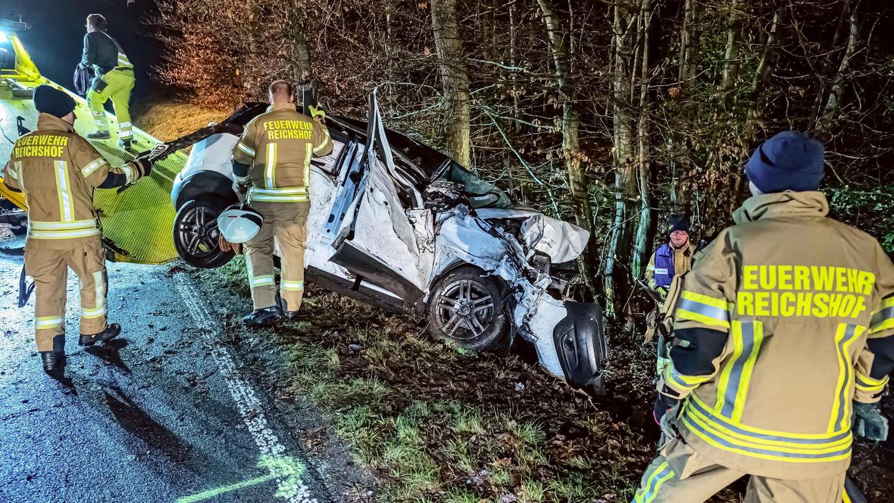 Unfälle: Drei Tote Bei Verkehrsunfall Im Oberbergischen Kreis | ZEIT ONLINE