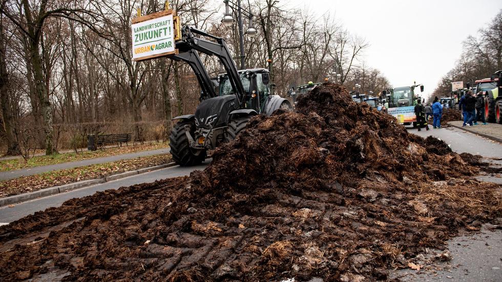 Landwirte: Bauern-Demo in Berlin verläuft ohne Zwischenfälle | ZEIT ONLINE