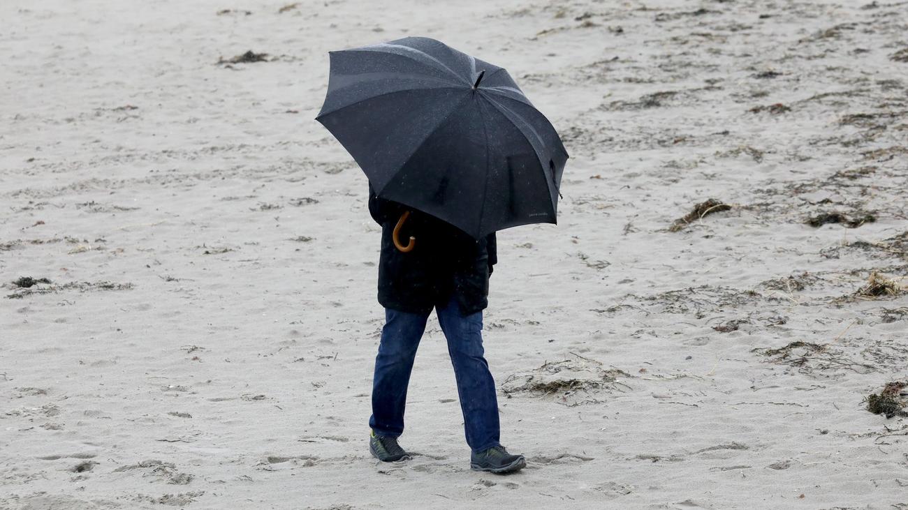 Deutscher Wetterdienst: Unwetterwarnung Für Ostseeküste Von Rostock Bis ...