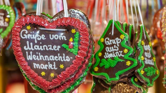Mainz: Schiedlich-friedlicher Weihnachtsmarkt: Drei Diebstähle