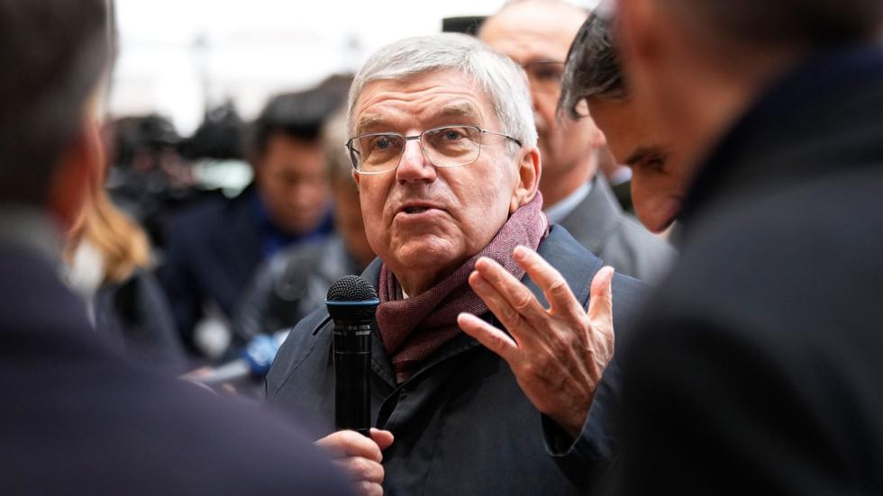 Olympia 2025 IOCBoss Bach verteidigt Zulassung russischer Athleten