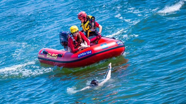 Gesellschaft: DLRG sucht Lösungen: Sonderurlaub für Rettungsschwimmer?