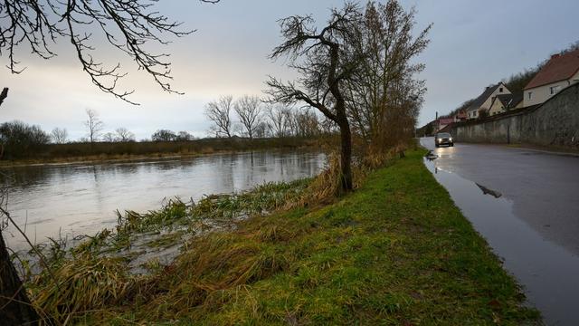 Hochwasser: Stadt Halle: Höchststand der Saale erreicht