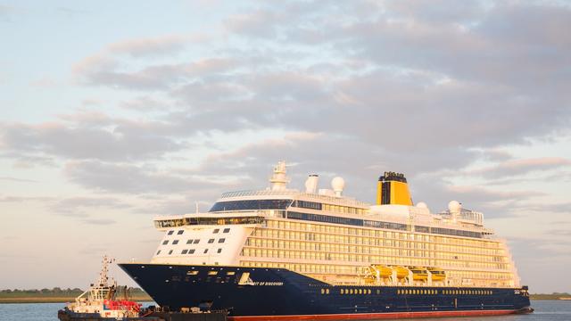 Schifffahrt: Letzte Kreuzfahrtgäste des Jahres in Warnemünde und in Kiel