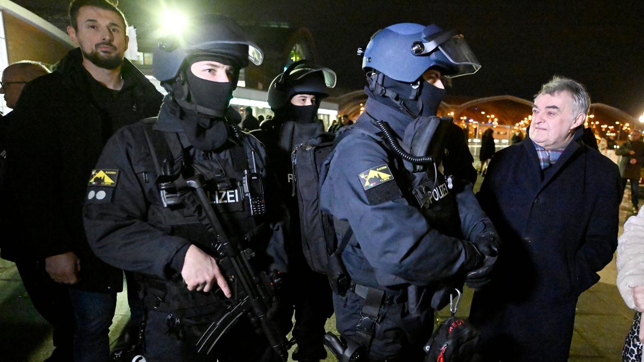 Pulled dynamically from the source outlet