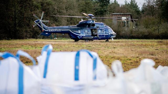 Katastrophenschutz: Hubschrauber der Bundespolizei wegen Hochwassers im Einsatz