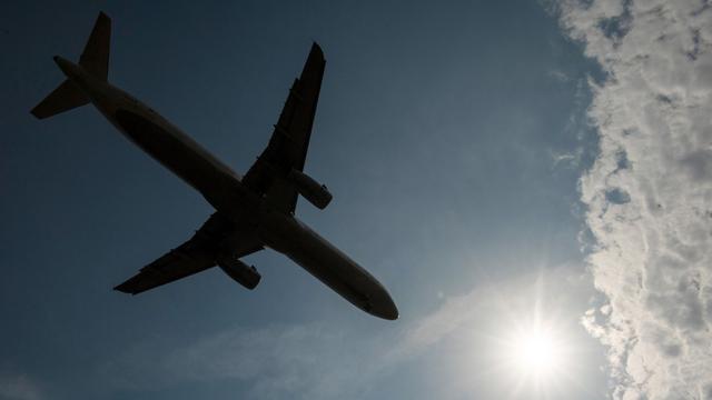 Luftverkehr: Flugzeug kehrt wegen «technischer Auffälligkeit» um 