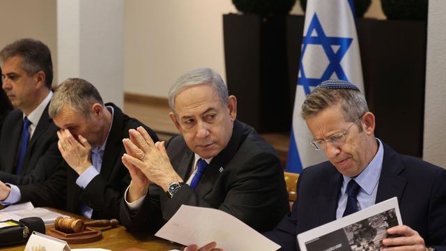 Justiz: Israel: Amtsenthebungs-Gesetz gilt doch erst später