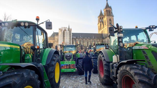 Landwirte: Bauernprotest in Magdeburg: Wollen Status erhalten