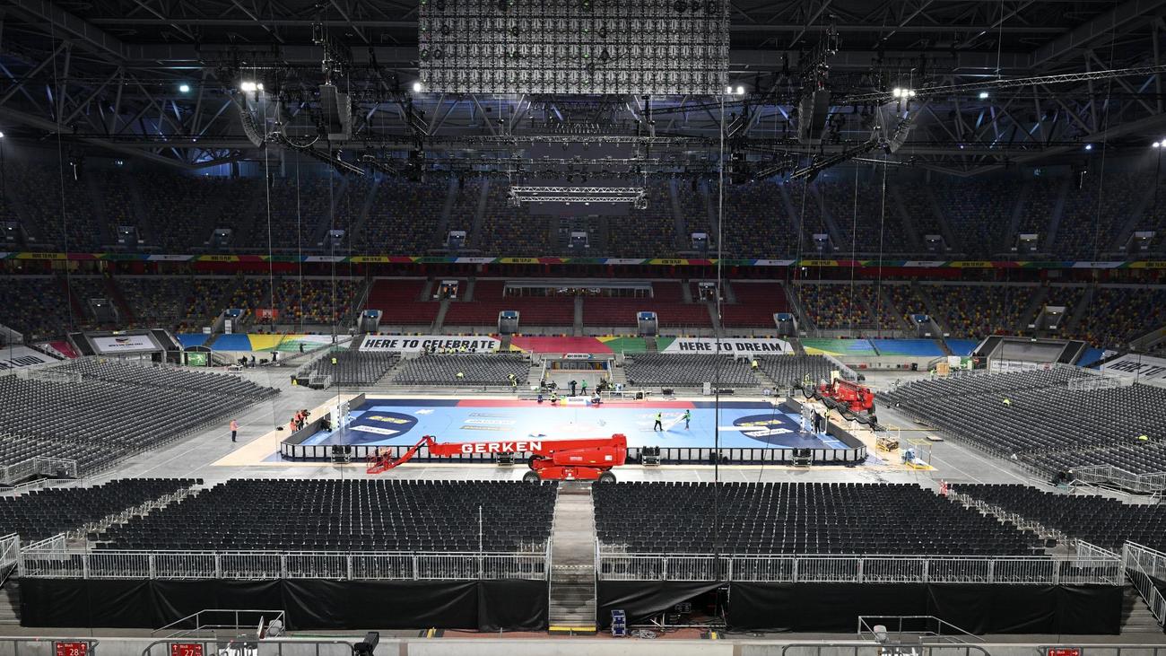 Ouverture des Championnats d’Europe de handball : Spectacle du Championnat d’Europe : l’arène de football devient un temple du handball