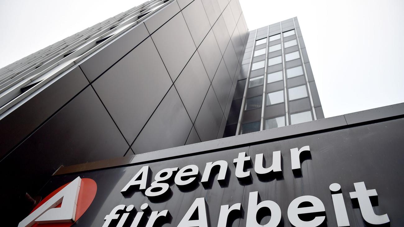 Arbeitsmarkt Widersprüche gegen JobcenterBescheide leicht gestiegen ZEIT ONLINE