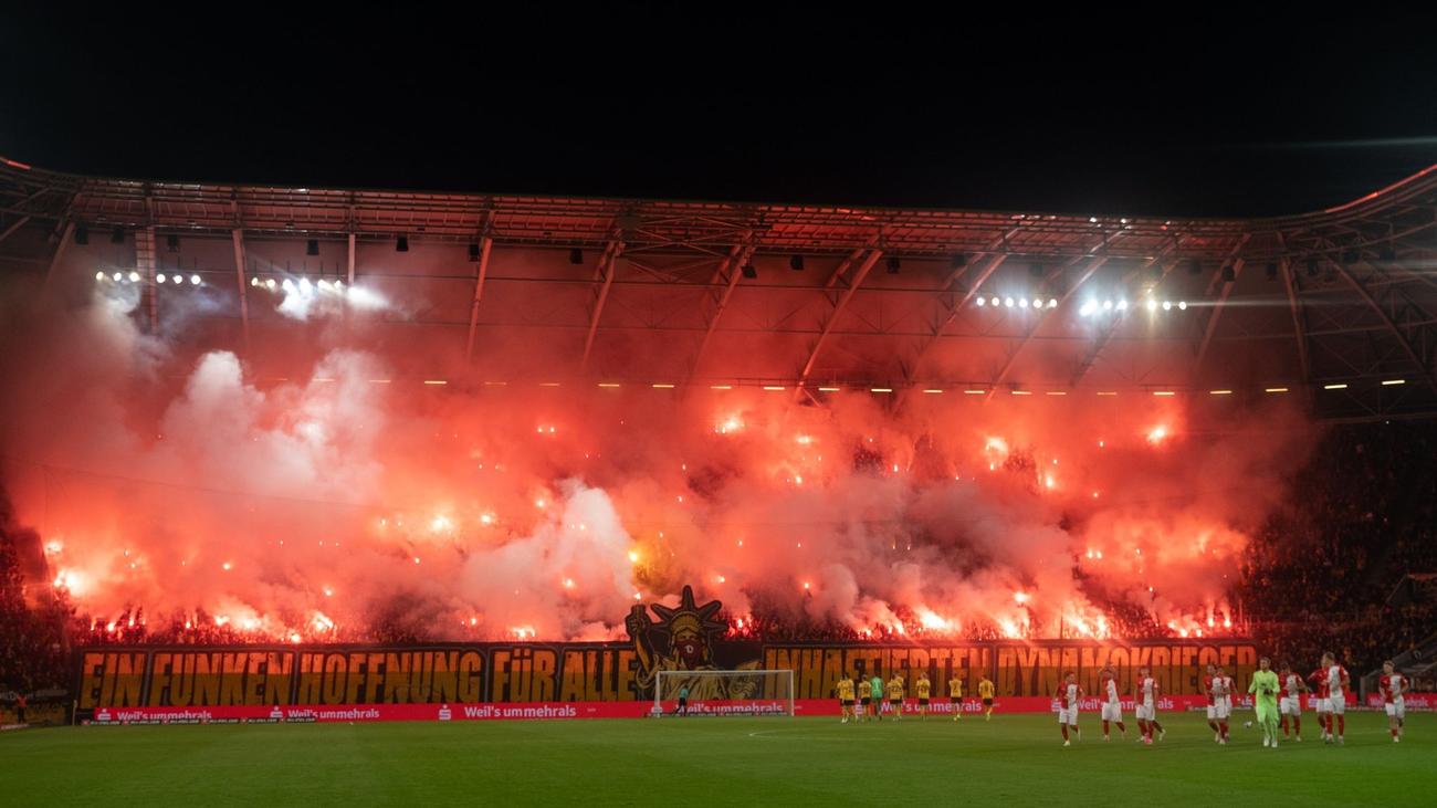 Pyro-Aktion der Fans: DFB verurteilt Dynamo Dresden zu 90.000 Euro ...