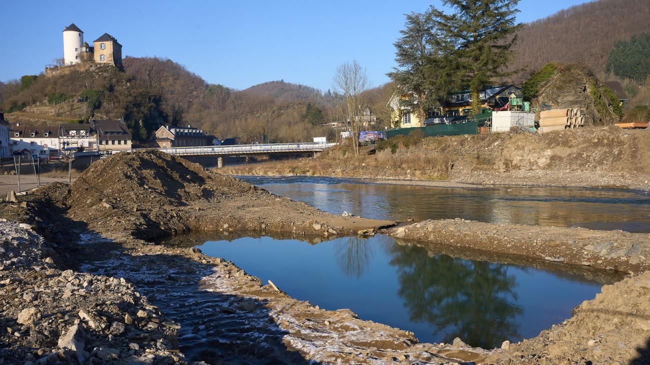 Hochwasser: Wiederaufbau Im Ahrtal: Orte Erhalten 23,5 Millionen Euro ...