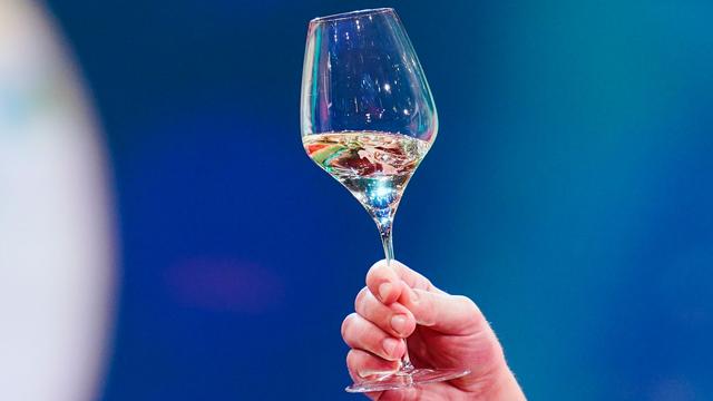 Weininstitut: Jährlicher Weinkonsum erneut um eine Flasche gesunken