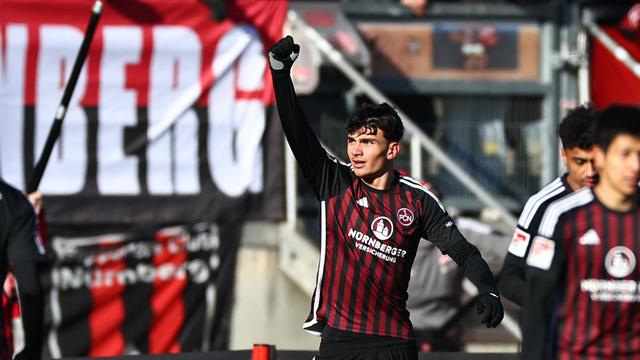 Bundesliga: Uzun glänzt mit Doppelpack: Selimbegovic-Debüt misslingt