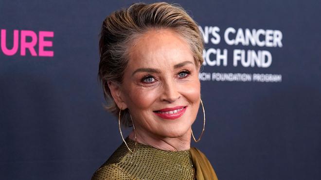 Malerei: Sharon Stone will Kunst in Berlin ausstellen | DIE ZEIT