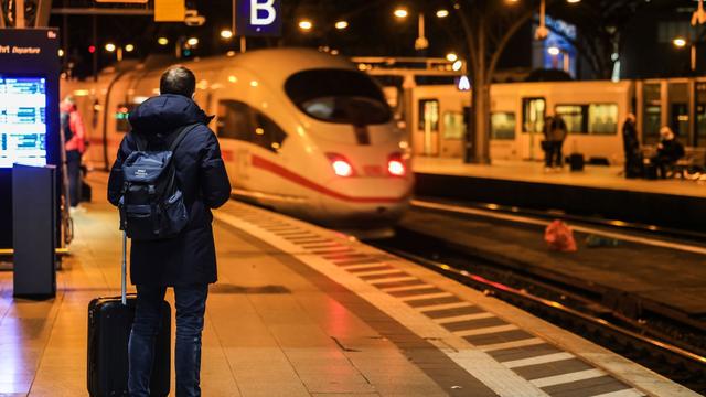 Tarifstreit: Bahn: Zugverkehr in NRW «weitgehend normal»