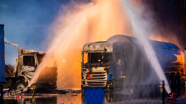 Justiz: Staatsanwaltschaft ermittelt nach Brand von Tanklastern