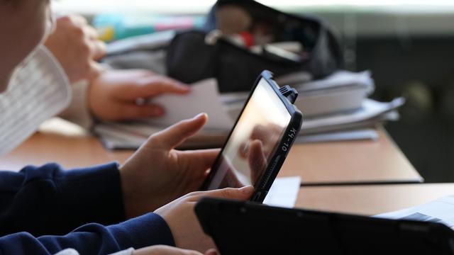 Umfrage: Schulen: Fortschritt bei Ausstattung mit digitaler Technik