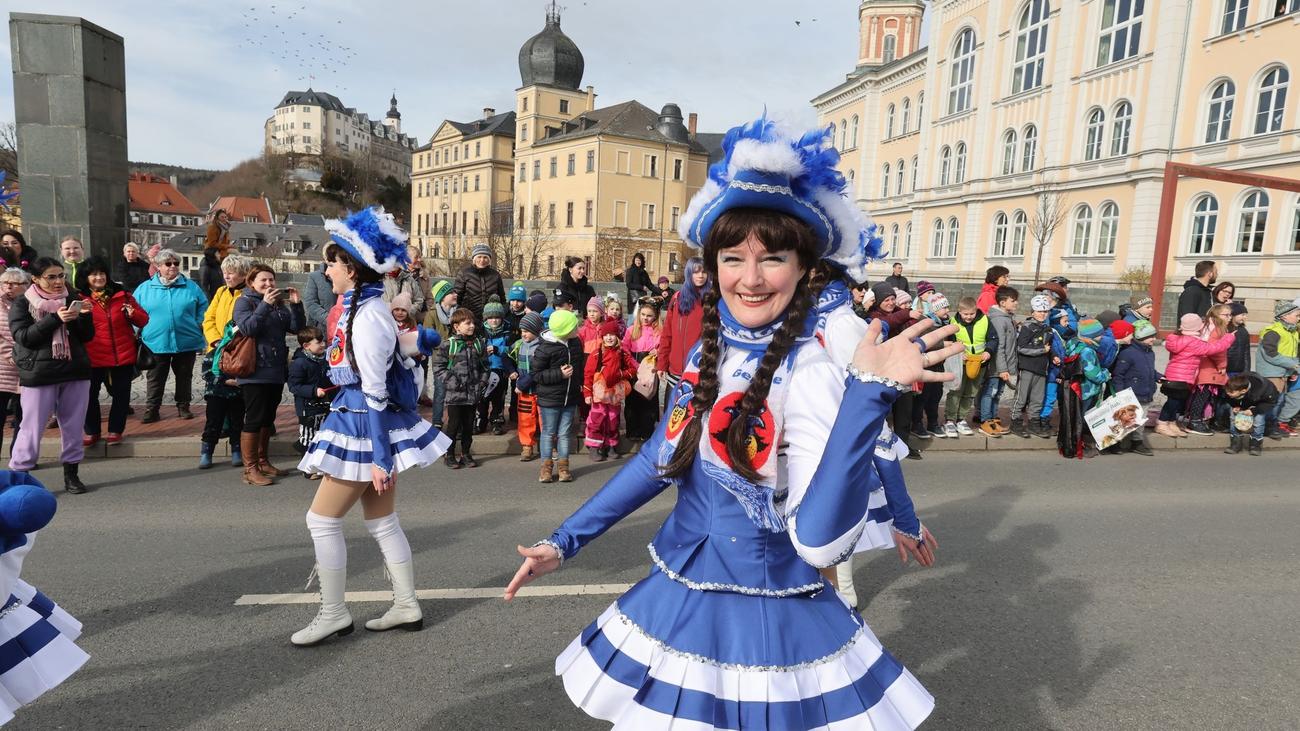 Douanes : carnaval de rue avec anniversaire en Thuringe