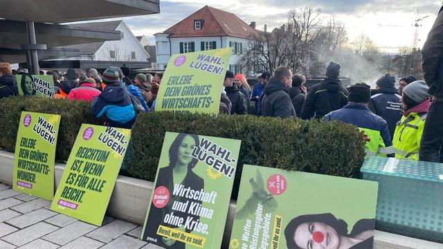 Landtag: SPD will Innenausschuss zu Aschermittwochs-Protest