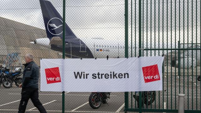 Luftverkehr: Streiks machen Lufthansa flügellahm: Verhandlungen