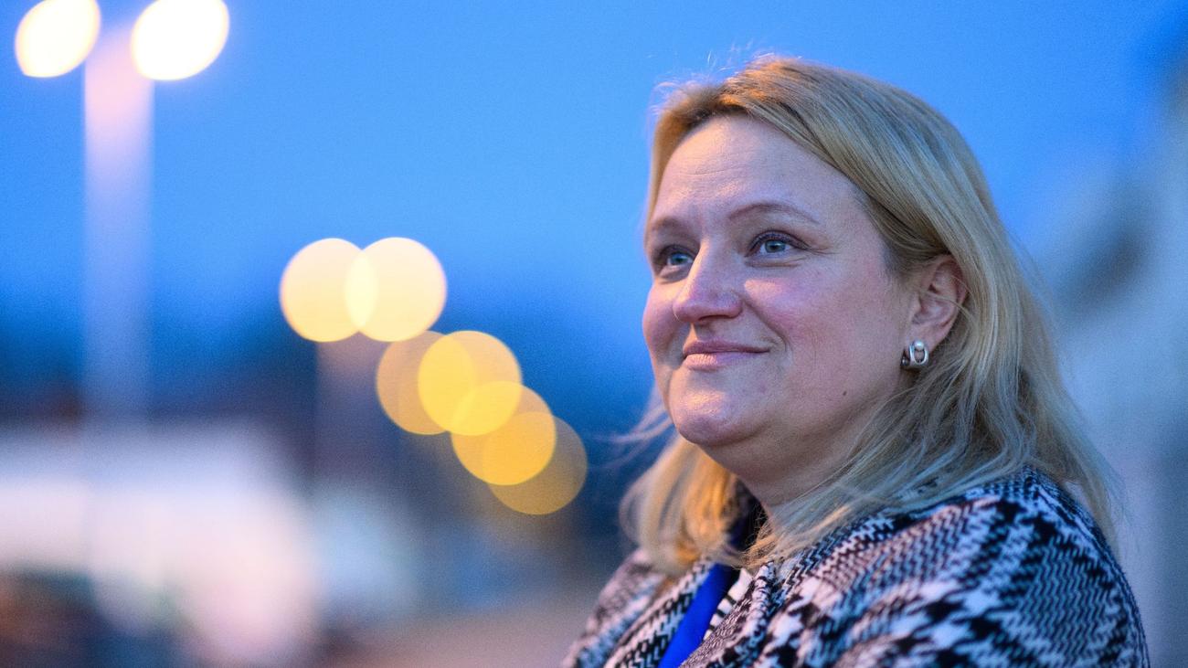 Auszeichnung: Natalija Bock erhält Kästner-Preis des Dresdner ...