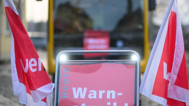 Tarife: Verdi NRW ruft zu zweitägigem Warnstreik im Nahverkehr auf