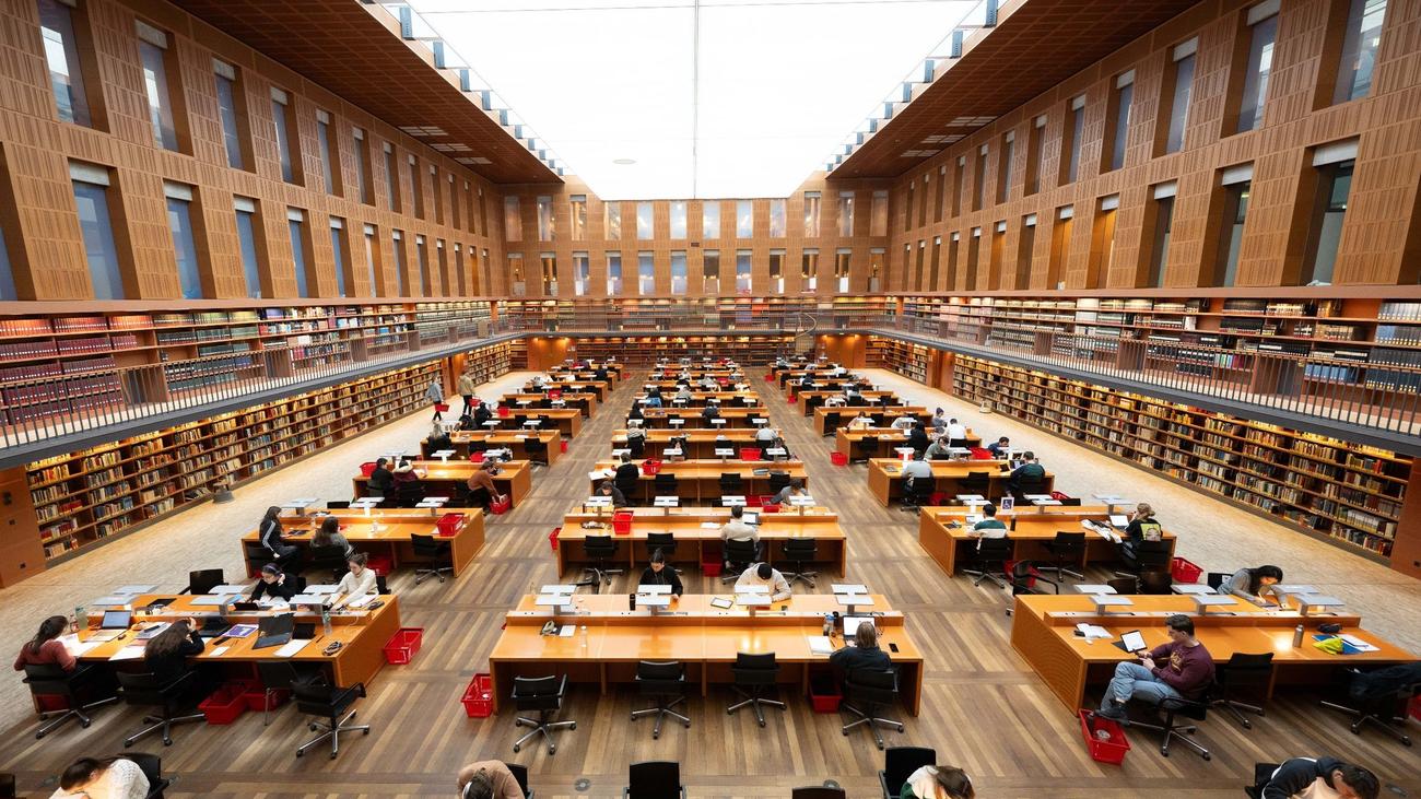 Bibliotheken: Nachlass von DDR-Fernsehkoch Kurt Drummer kommt nach ...