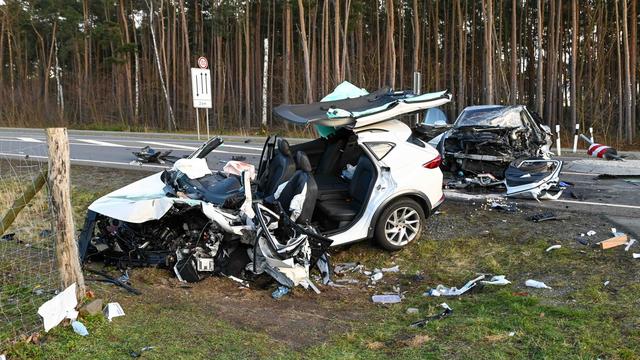 Unfälle: Kollision auf Bundesstraße 97: Fünf Schwerverletzte