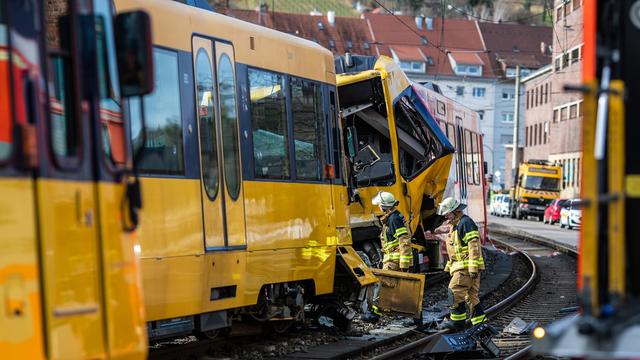 Verkehrsunfall: Nach Stadtbahnunfall: Hochgeladenes Video zeigt Verletzte