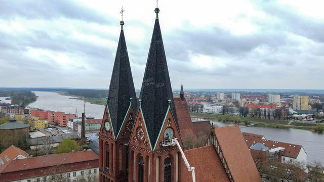 Ermittlungen: Parolen an Friedenskirche in Frankfurt (Oder) gesprüht