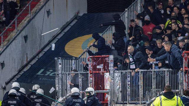Fußball: Fanhilfe Hannover kritisiert Geldstrafe durch den DFB