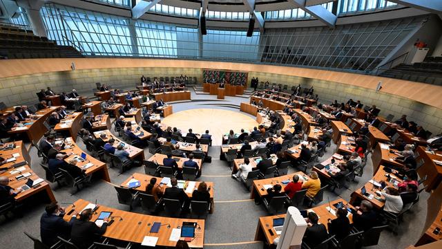Gesetz: Landtag schafft Straßenbaubeiträge in NRW endgültig ab
