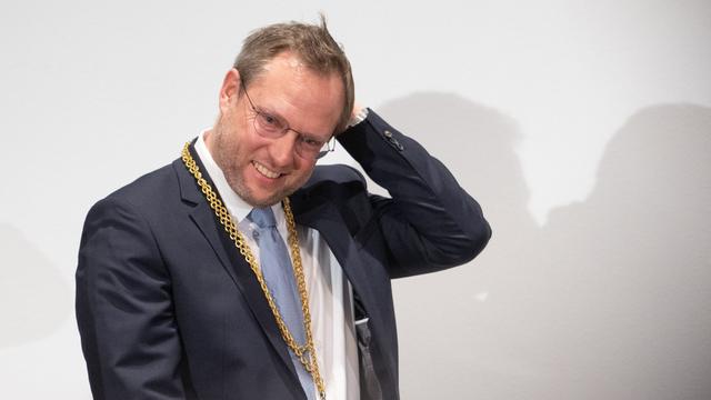 Kommunen: SPD-Politiker Ansbacher als Oberbürgermeister vereidigt