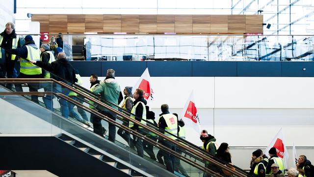 Tarifkonflikt: Nächster Verdi-Warnstreik bei Frachttochter empört Lufthansa