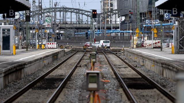 Streik: DB plant «Grundangebot» für Bahnverkehr in Bayern